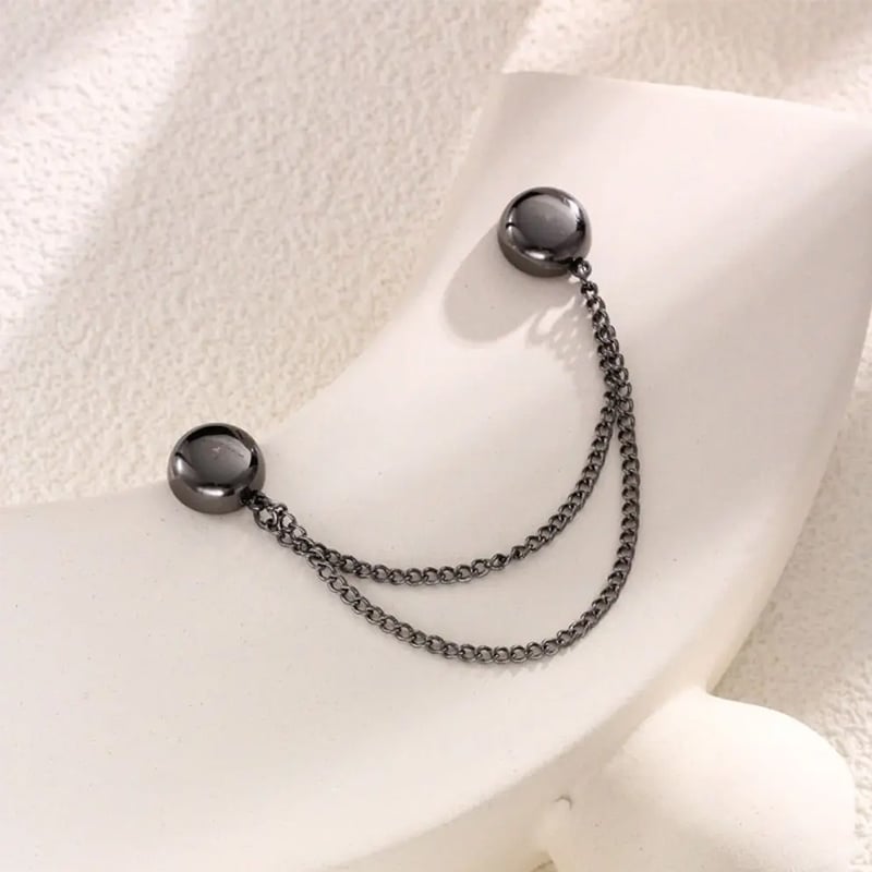 ๐ฅ Multi-function Magnetic Clothing Clips
