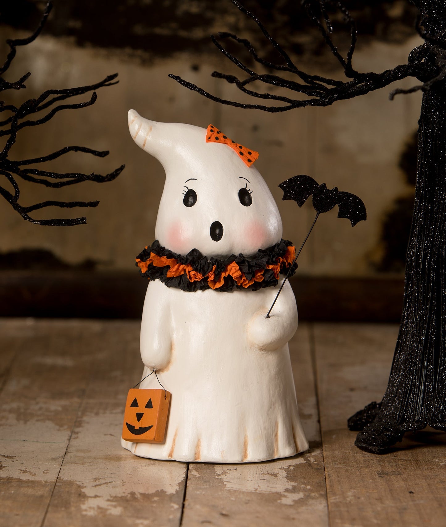 Boo Ghost Family Figurine Set
