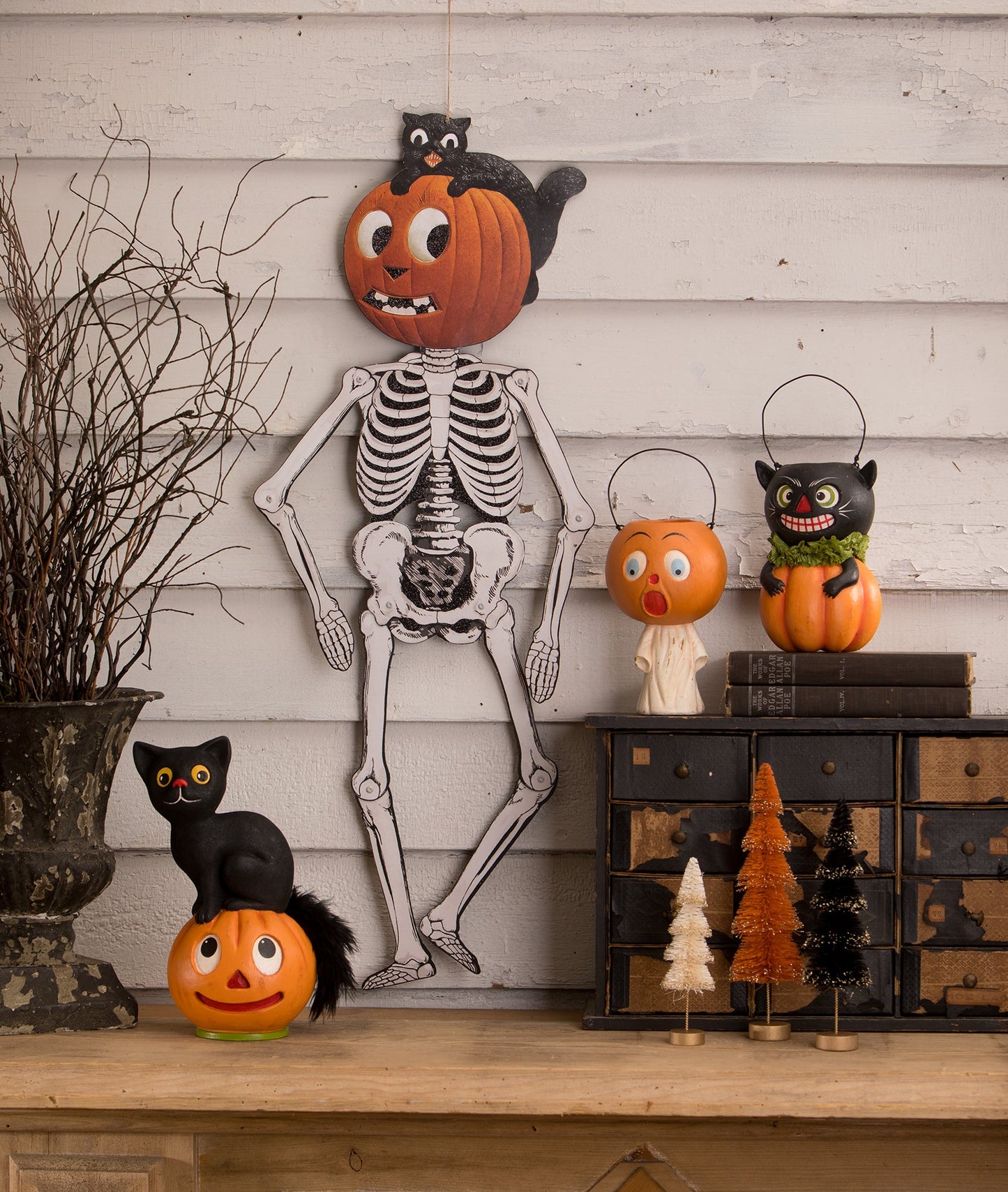 Jack & Cat Hanging Skeleton