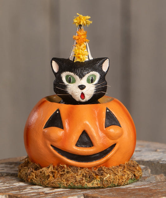 Cecil's Halloween Hang Out