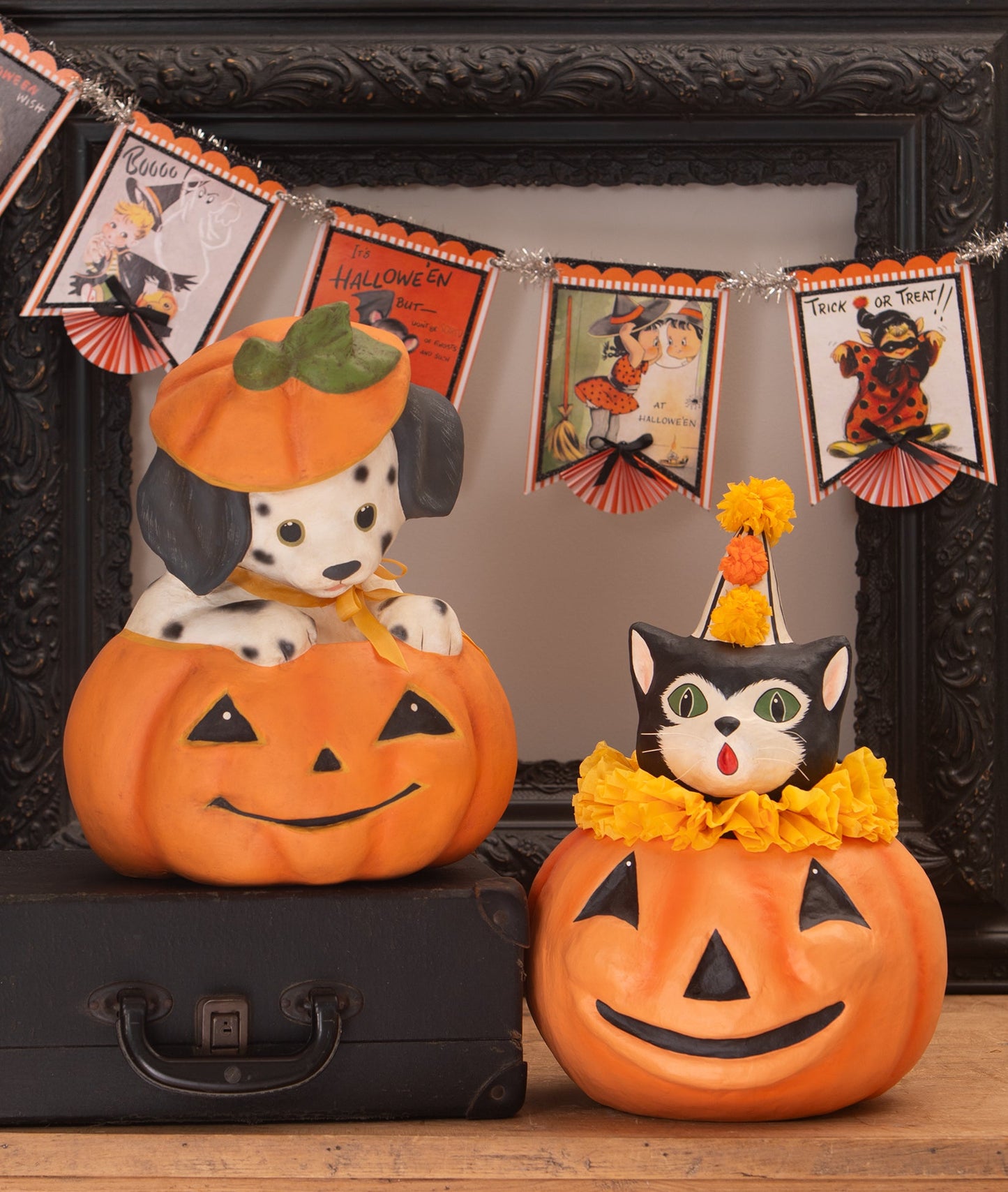 Retro Halloween Garland