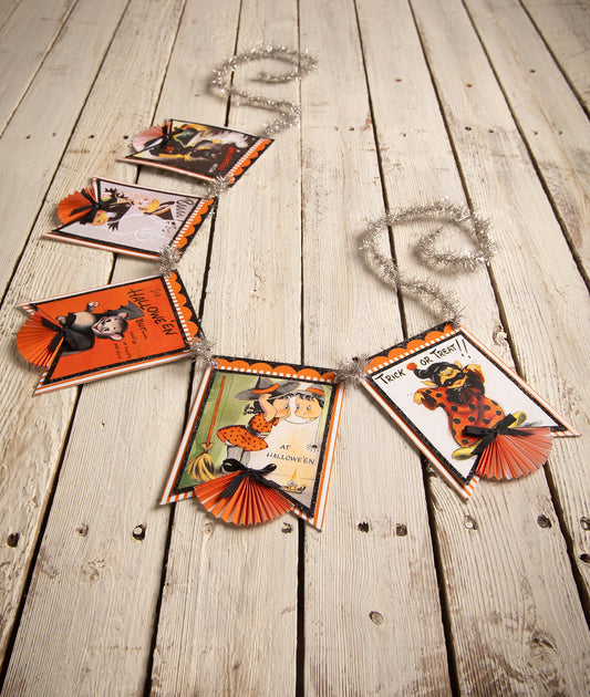 Retro Halloween Garland